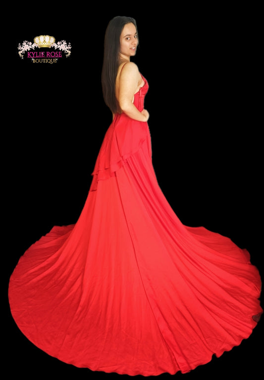 JOHNATHAN KAYNE Red flowing layered STUNNING dress with extra long train 😍